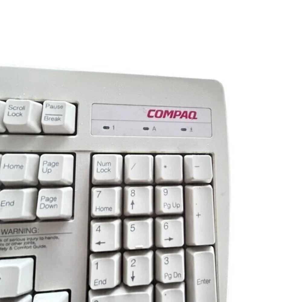Compaq 166516-001 Wired‎ Keyboard PS/2 Vintage 121975-001 NOT tESTED